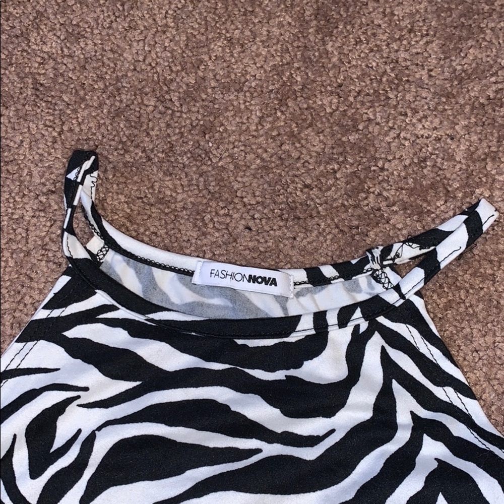 Zebra bodysuit - Picture 3 of 4
